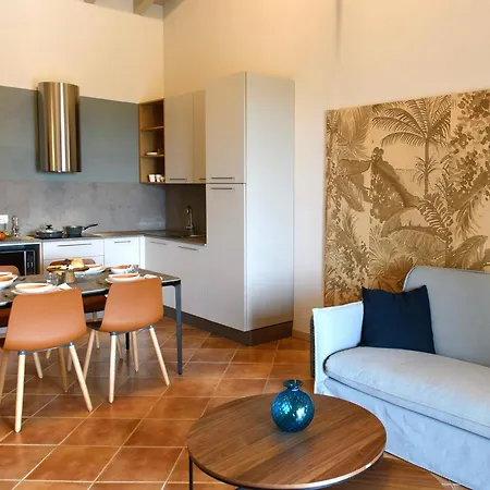 Castello Belvedere Aparthotel 2*