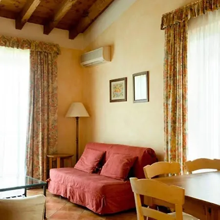 Aparthotel Castello Belvedere Desenzano del Garda