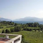 Castello Belvedere شقة فندقية 4*