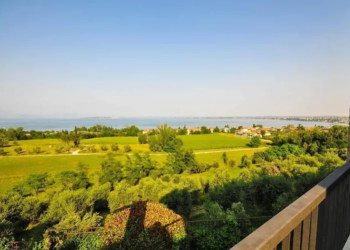 Castello Belvedere Apartahotel Desenzano del Garda