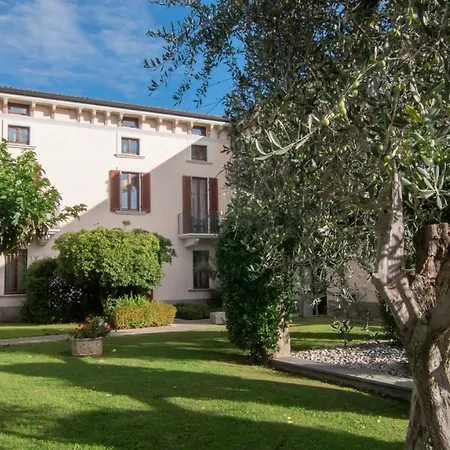 Aparthotel Castello Belvedere Desenzano del Garda