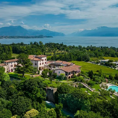 Castello Belvedere Aparthotel Desenzano del Garda