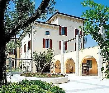 Aparthotel Castello Belvedere Desenzano del Garda