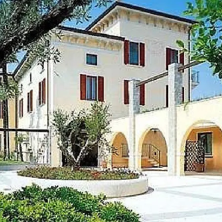 Aparthotel Castello Belvedere 2*