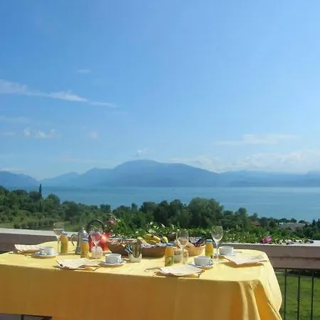 Aparthotel Castello Belvedere 2*